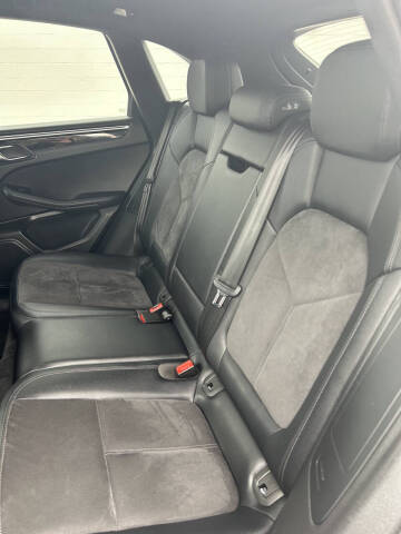 2016 Porsche Macan S