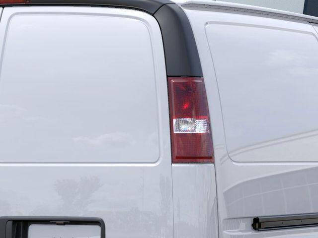 2025 GMC Savana 2500