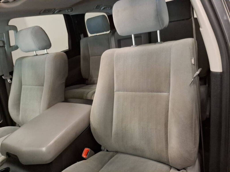 2016 Toyota Sequoia SR5
