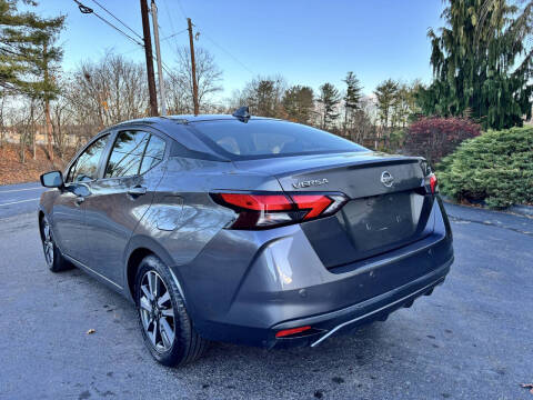 2021 Nissan Versa SV