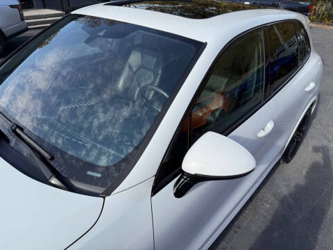 2017 Porsche Cayenne Turbo