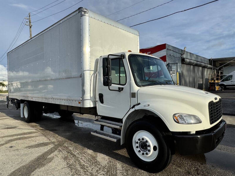 2022 Freightliner M2 106