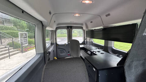 2017 Ford Transit 150 XLT