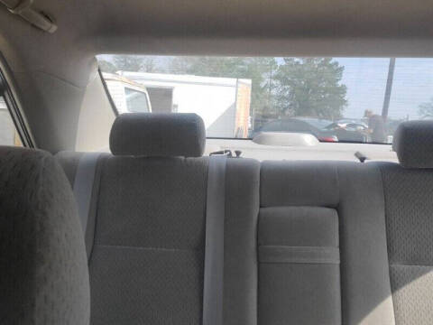 2004 Toyota Camry Standard