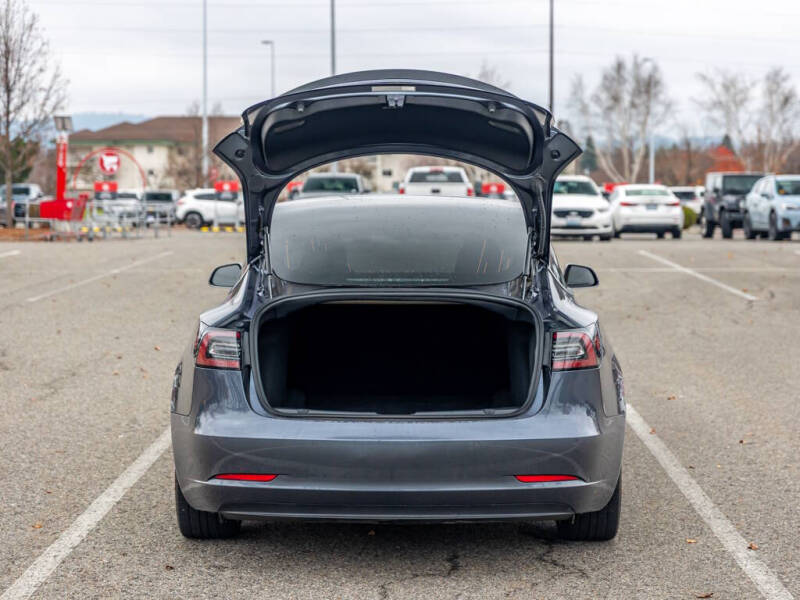 2020 Tesla Model 3 Performance