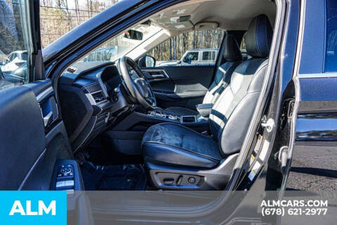 2024 Mitsubishi Outlander SE