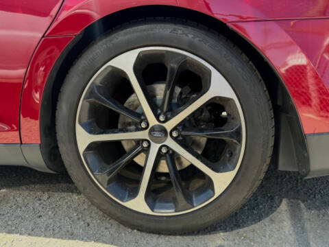 2015 Ford Taurus SEL