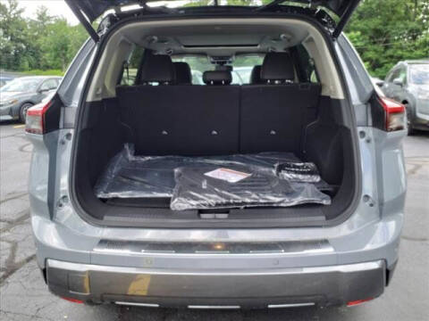 2024 Nissan Rogue SL