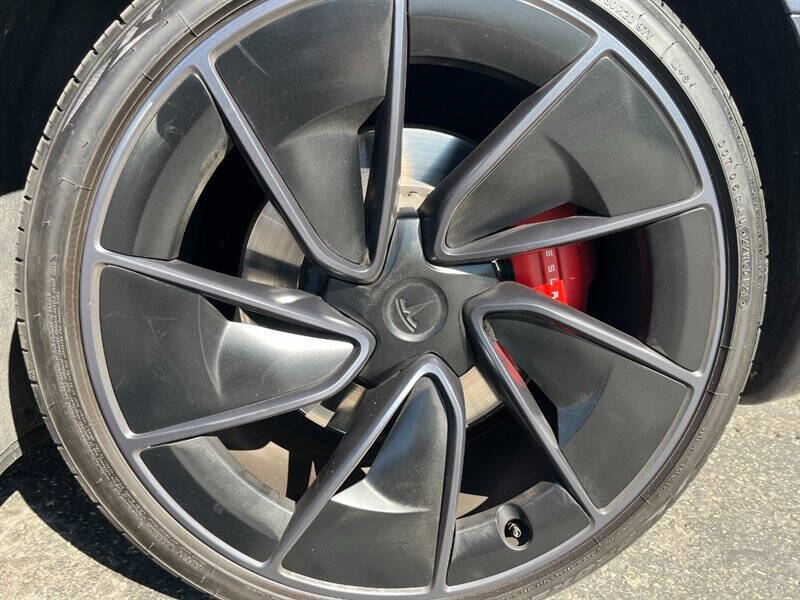 2024 Tesla Model 3 Performance
