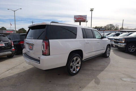 2017 GMC Yukon XL Denali