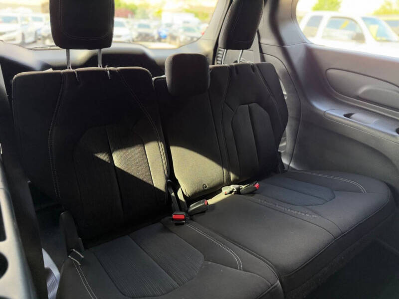 2021 Chrysler Pacifica Touring