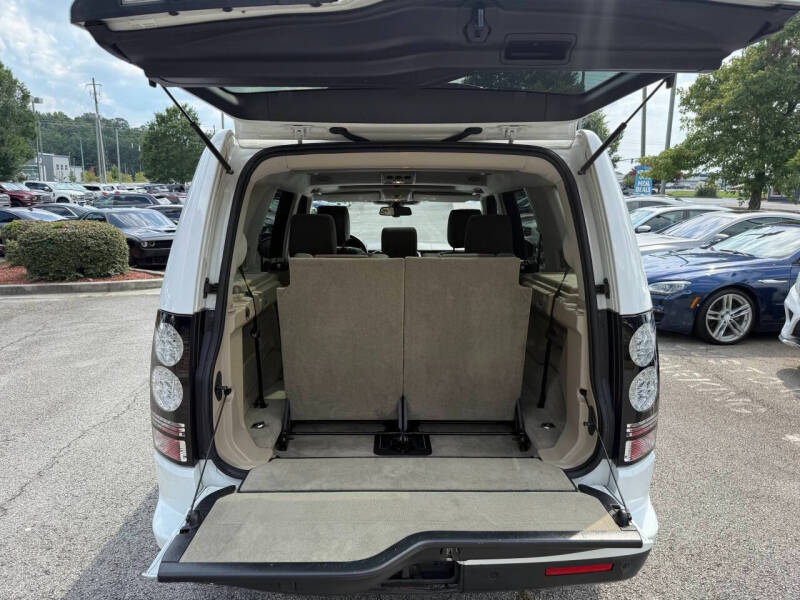 2016 Land Rover LR4 HSE LUX