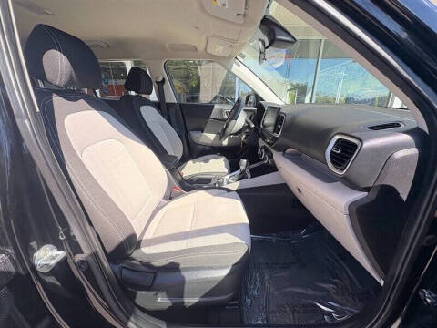 2020 Hyundai Venue SEL