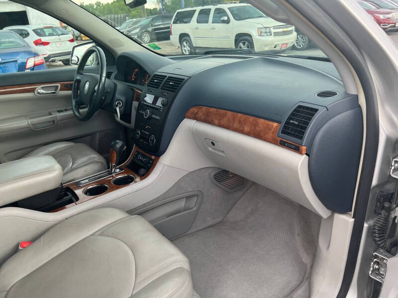 2008 Saturn Outlook XR
