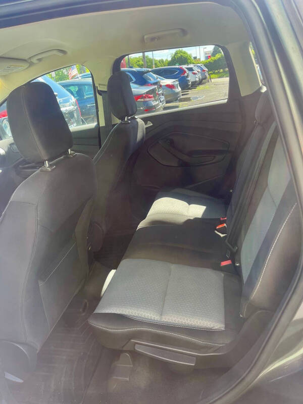 2019 Ford Escape SE