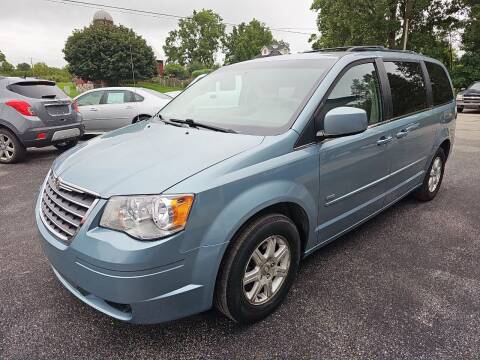 2008 Chrysler Town and Country for sale at Faithful Cars Auto Sales in North Branch MI