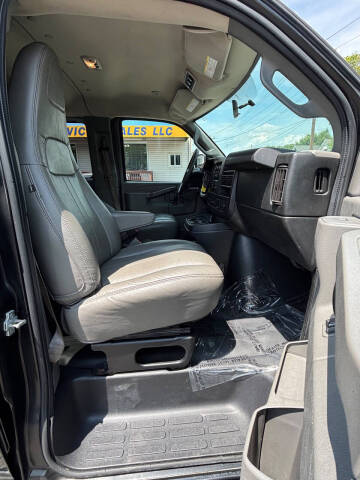 2017 Chevrolet Express LS 3500