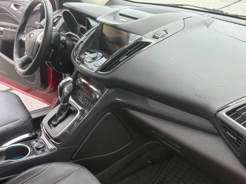 2014 Ford Escape Titanium - Photo 21