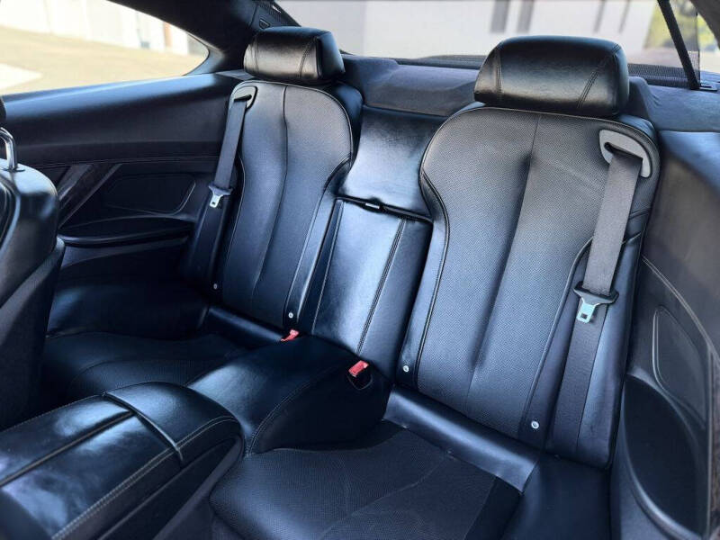 2012 BMW 6 Series 640i