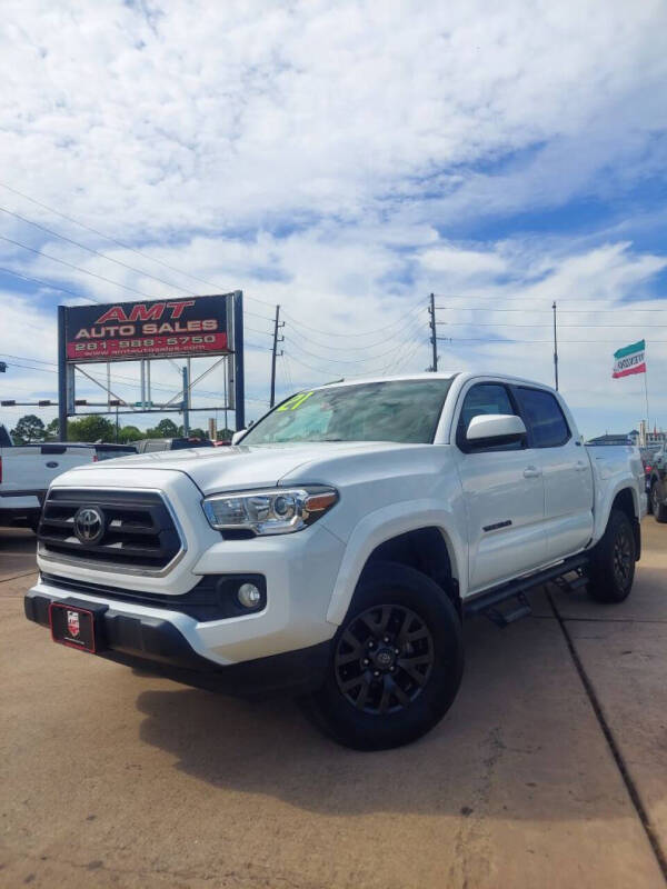 2021 Toyota Tacoma SR5's photo