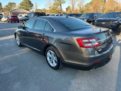 2018 Ford Taurus SEL