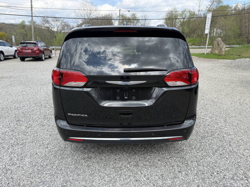 2018 Chrysler Pacifica Touring L Plus
