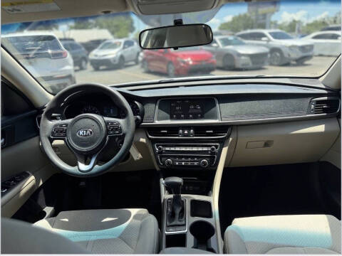2018 Kia Optima S