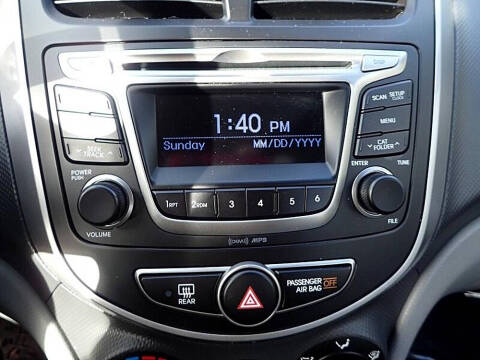 2016 Hyundai Accent SE