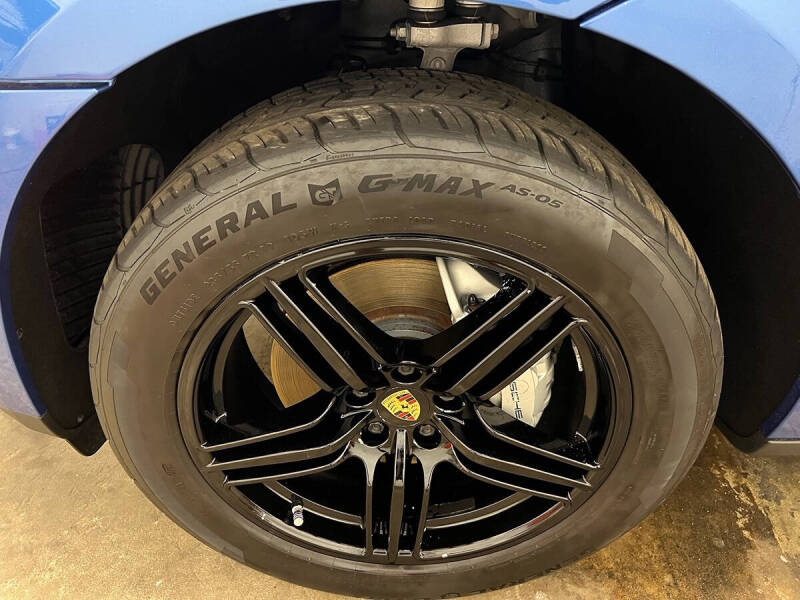 2015 Porsche Macan S