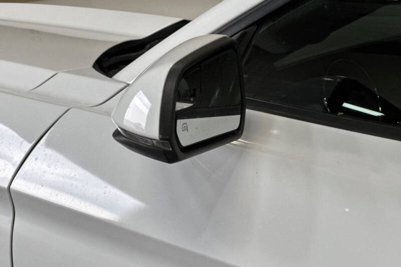 2015 Ford Mustang EcoBoost Premium