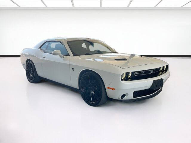 2017 Dodge Challenger SXT