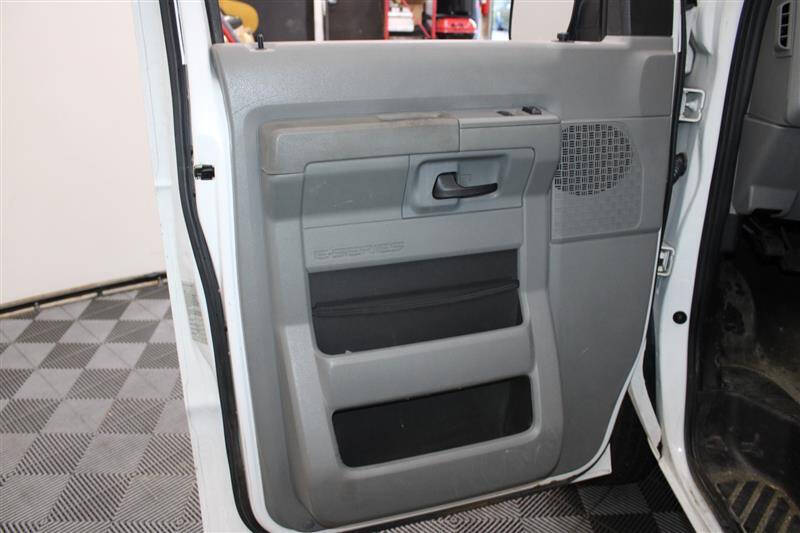 2014 Ford E-Series E-250