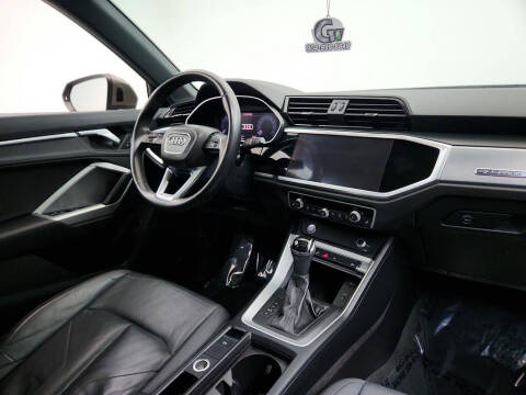 2020 Audi Q3 quattro S line Premium 45 TFSI