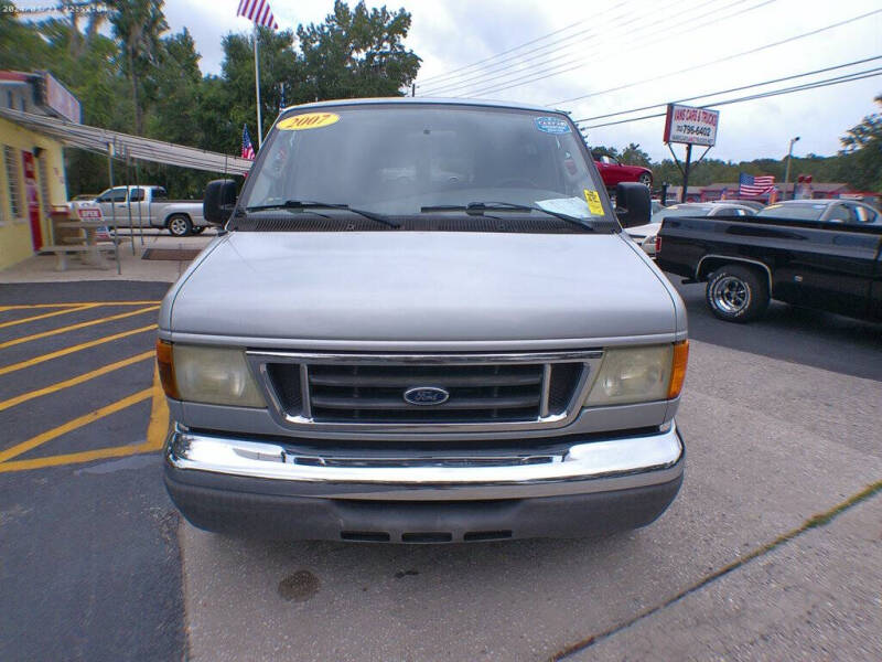 2007 Ford E-Series E-350 SD XLT
