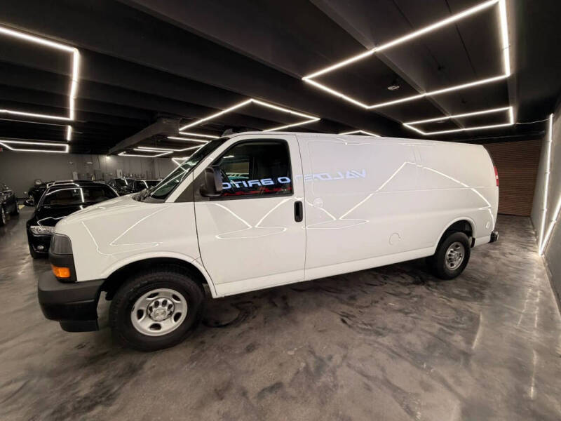 2021 Chevrolet Express 2500