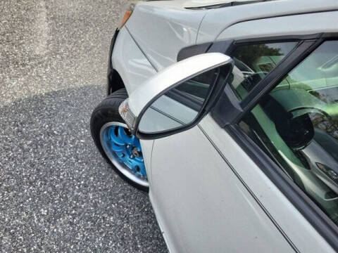 2016 Toyota Prius c Two