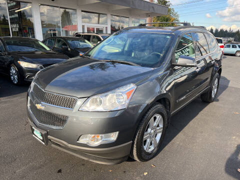 2009 Chevrolet Traverse for sale at APX Auto Brokers in Edmonds WA