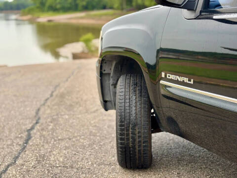 2007 GMC Sierra 1500 Denali