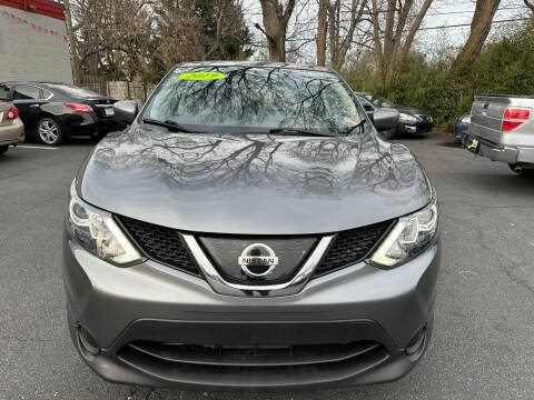 2019 Nissan Rogue Sport for sale at FIRST CLASS AUTO in Arlington VA