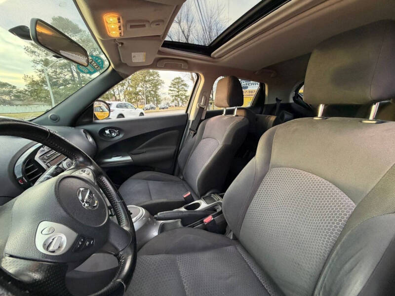 2011 Nissan JUKE S