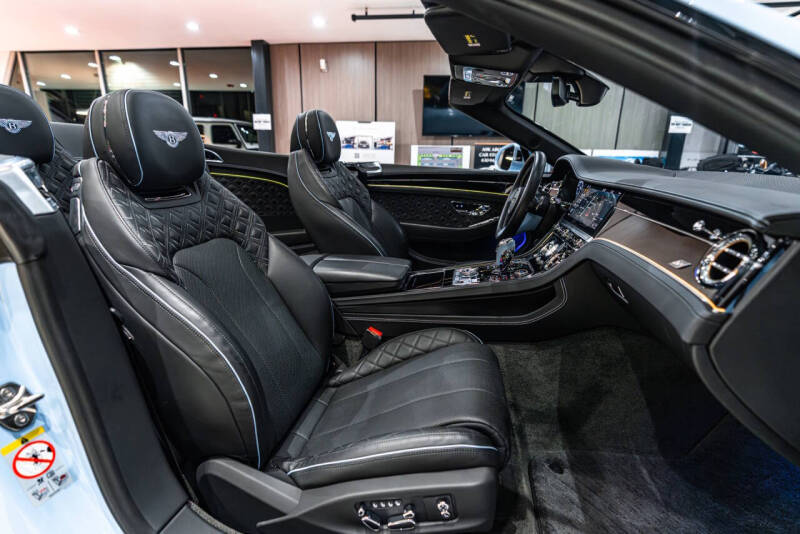 2024 Bentley Continental