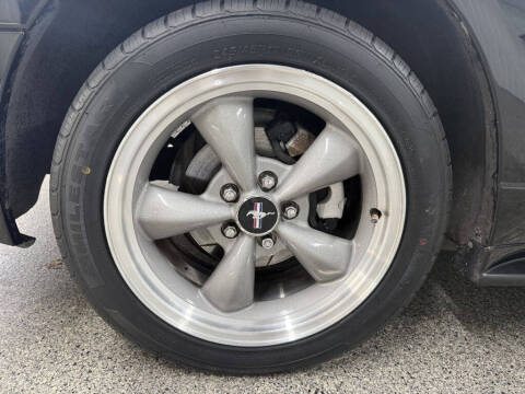 2002 Ford Mustang GT Deluxe