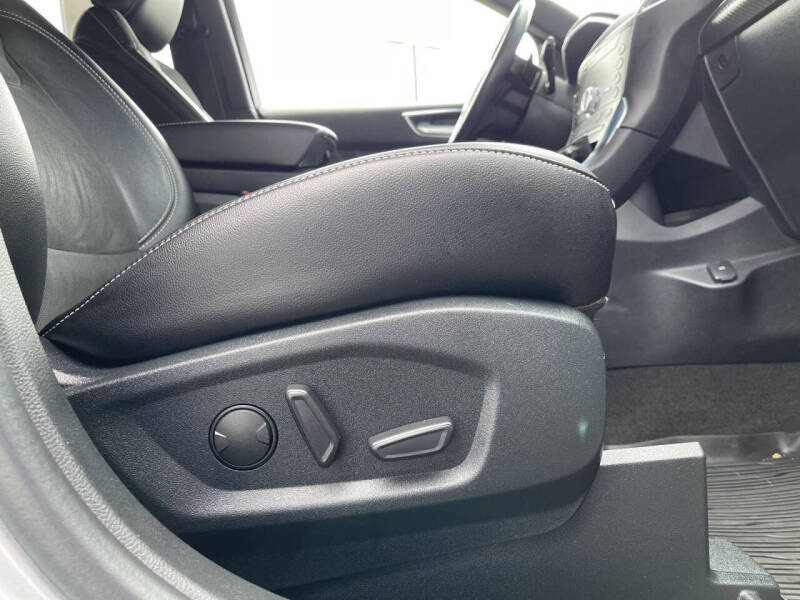 2020 Ford Edge ST