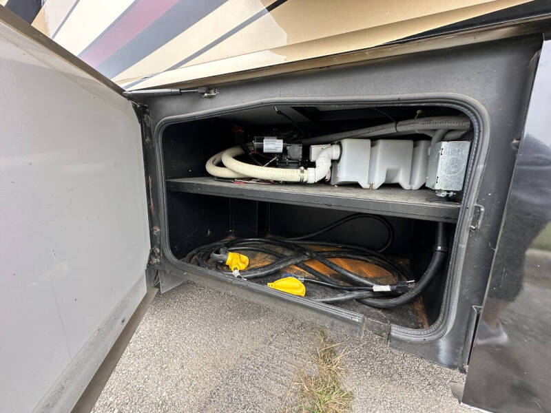 2015 Fleetwood RV Excursion 35B