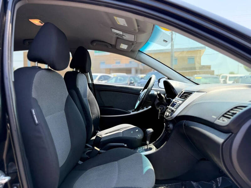 2014 Hyundai Accent GS