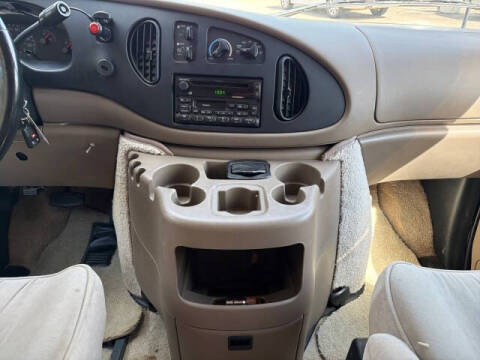 2000 Ford E-Series E-150