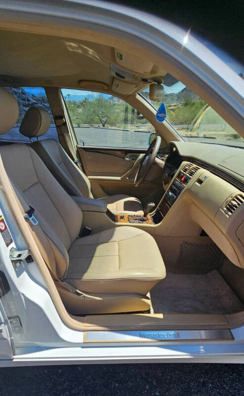 2001 Mercedes-Benz E-Class E 320
