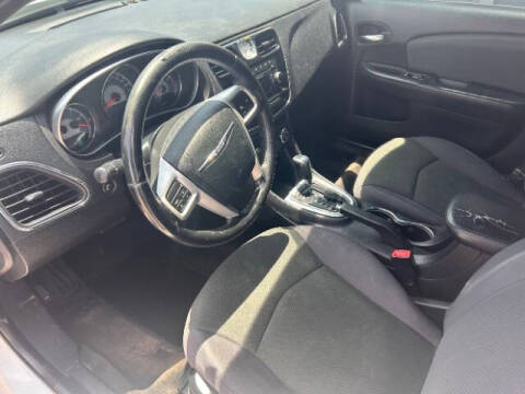 2012 Chrysler 200 Touring
