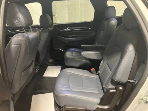 2022 Buick Enclave Essence