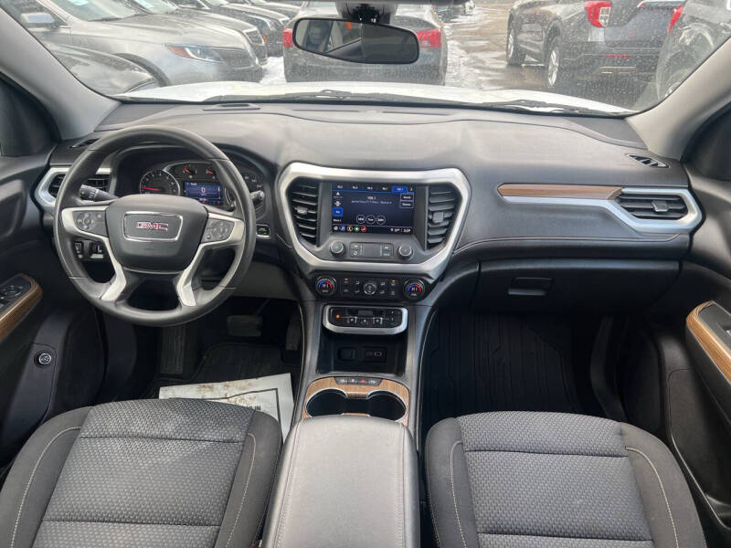 2021 GMC Acadia SLE